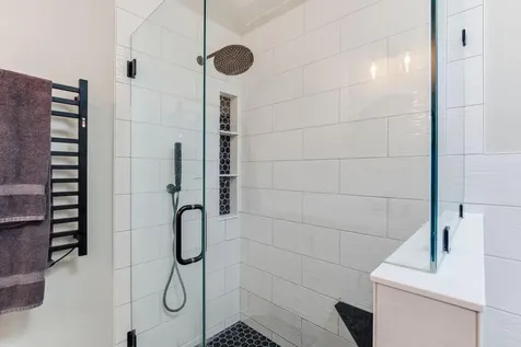 140 Dahlia Street Mahtomedi MN 55115