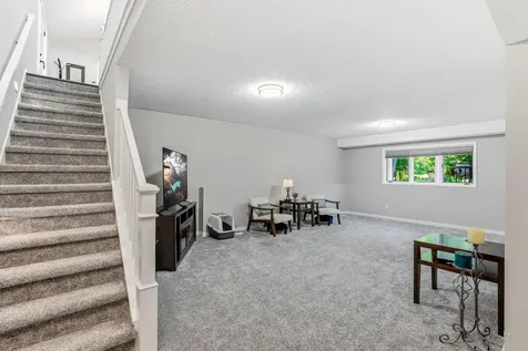 140 Dahlia Street Mahtomedi MN 55115