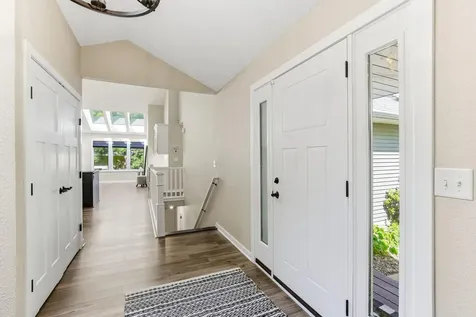140 Dahlia Street Mahtomedi MN 55115