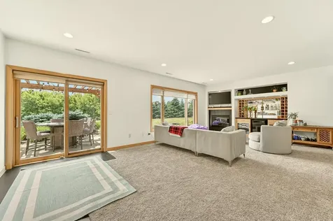 1900 Scenic Point Lane SW Rochester MN 55902