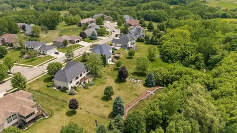 1900 Scenic Point Lane SW Rochester MN 55902