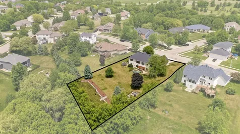 1900 Scenic Point Lane SW Rochester MN 55902