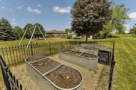 1900 Scenic Point Lane SW Rochester MN 55902