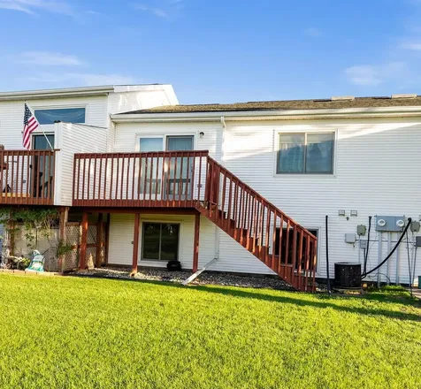 4765 10th Avenue S Fargo ND 58103