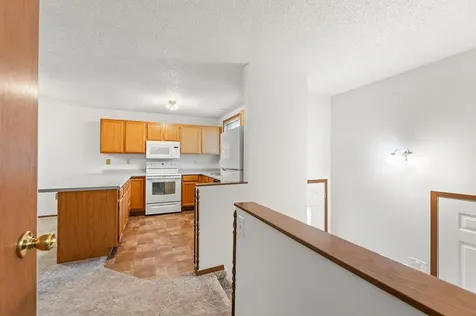 4765 10th Avenue S Fargo ND 58103