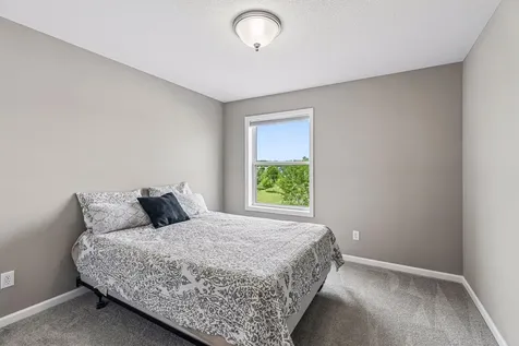 284 Primrose Path N Bayport MN 55003