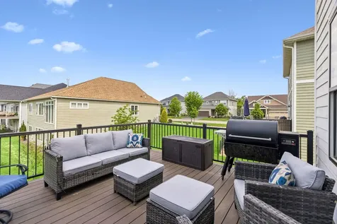 284 Primrose Path N Bayport MN 55003