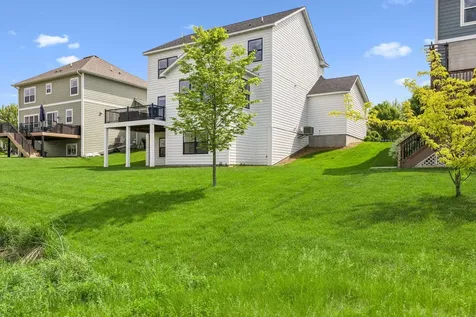 284 Primrose Path N Bayport MN 55003