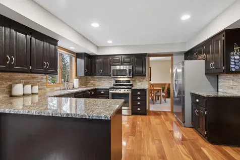 11380 Louisiana Circle Bloomington MN 55438