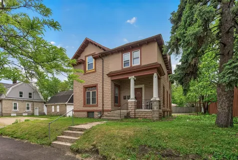 1811 E 28th Street Minneapolis MN 55407