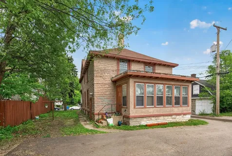 1811 E 28th Street Minneapolis MN 55407