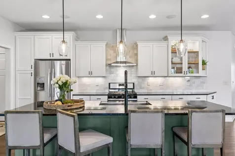 9091 River Rock Drive N Chanhassen MN 55317