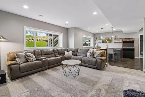 9091 River Rock Drive N Chanhassen MN 55317