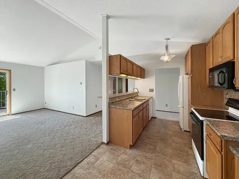 1731 27th Avenue S Fargo ND 58103