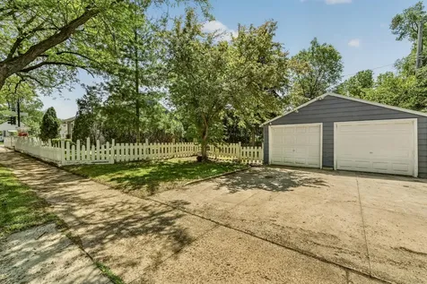 1006 10th Street NE Rochester MN 55906