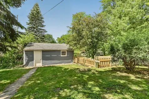 1006 10th Street NE Rochester MN 55906
