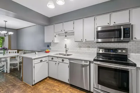 13927 Herald Court Apple Valley MN 55124