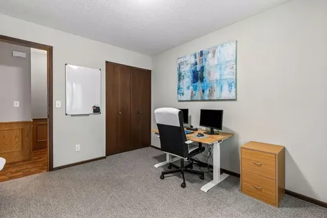 13927 Herald Court Apple Valley MN 55124