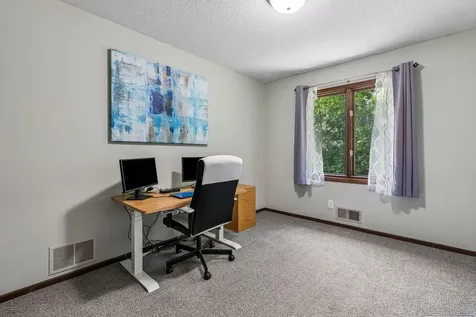 13927 Herald Court Apple Valley MN 55124