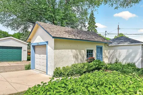 3704 38th Avenue S Minneapolis MN 55406