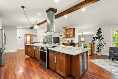 17700 Arrowhead Trail Minnetonka MN 55345