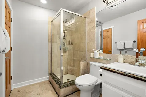 17700 Arrowhead Trail Minnetonka MN 55345