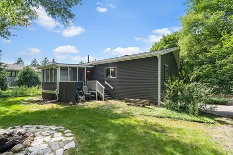 17700 Arrowhead Trail Minnetonka MN 55345