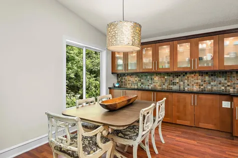 17700 Arrowhead Trail Minnetonka MN 55345