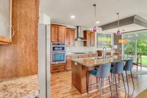 5831 Autumn Drive S Fargo ND 58104