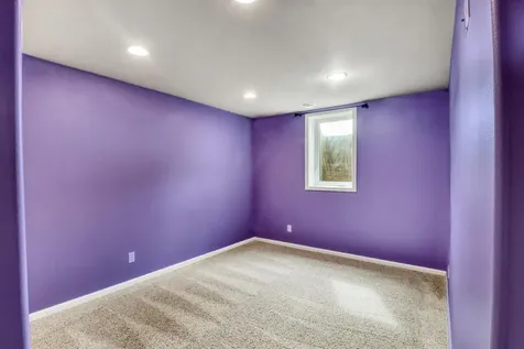 5831 Autumn Drive S Fargo ND 58104