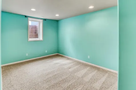 5831 Autumn Drive S Fargo ND 58104