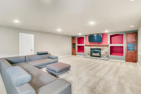5831 Autumn Drive S Fargo ND 58104