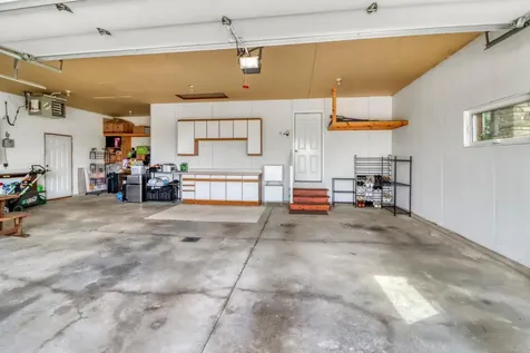 5831 Autumn Drive S Fargo ND 58104