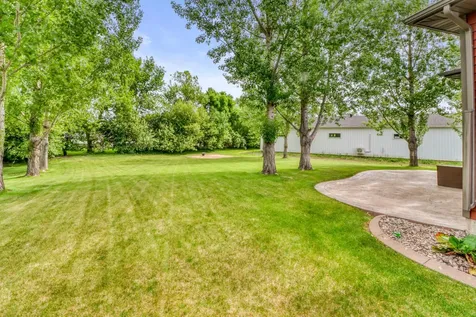 5831 Autumn Drive S Fargo ND 58104