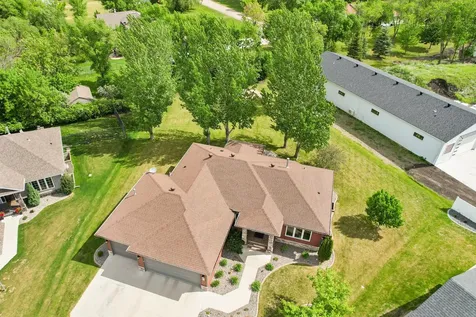 5831 Autumn Drive S Fargo ND 58104
