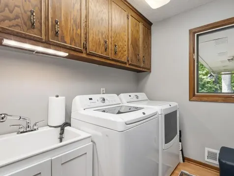 8127 Pennsylvania Circle Bloomington MN 55438