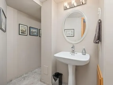 8127 Pennsylvania Circle Bloomington MN 55438
