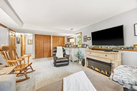 100 Shady Oak Circle Delano MN 55328