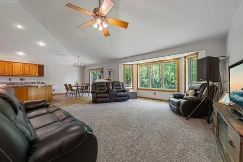 905 Brook Lane NE Owatonna MN 55060