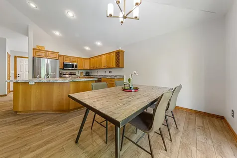 905 Brook Lane NE Owatonna MN 55060