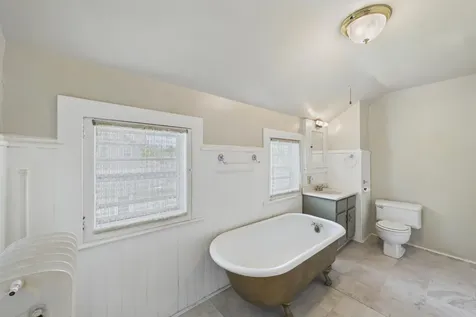 1152 Ross Avenue Saint Paul MN 55106