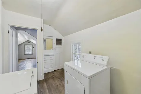 1152 Ross Avenue Saint Paul MN 55106