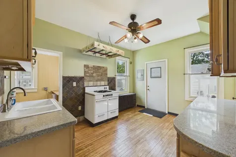 1152 Ross Avenue Saint Paul MN 55106