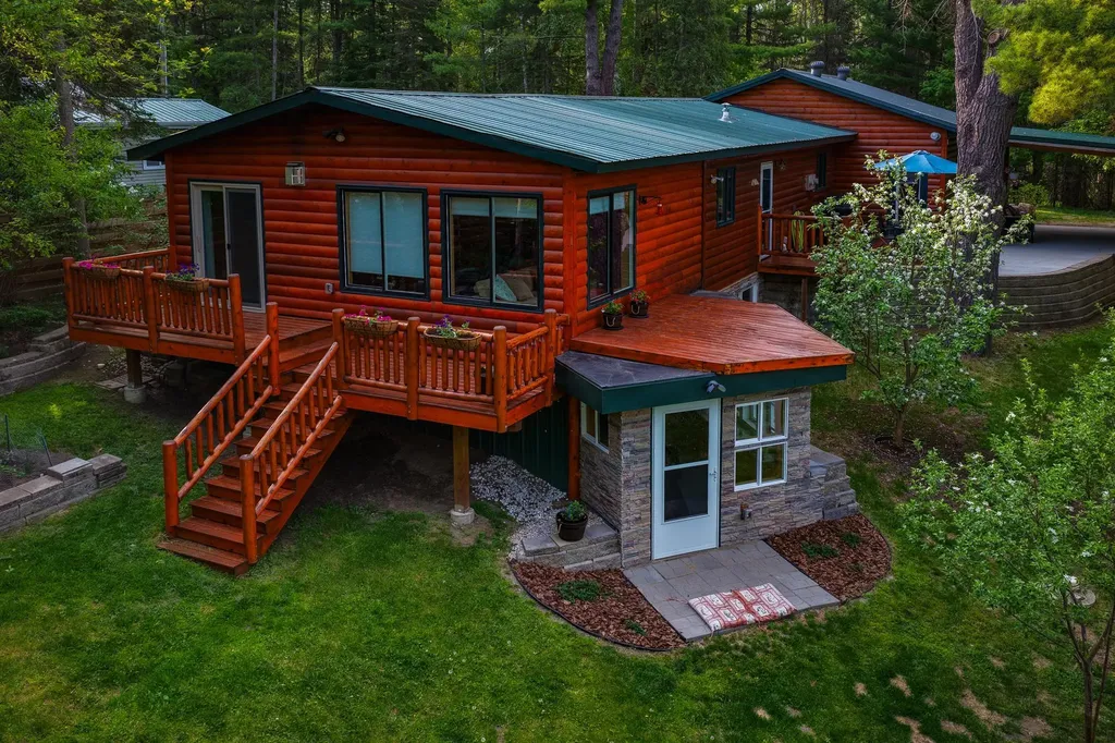 104 6th Street SE Bemidji MN 56601