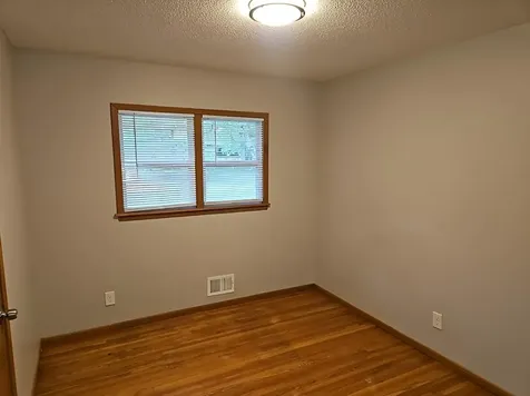 7025 Grimes Avenue N Brooklyn Center MN 55429