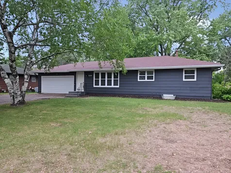7025 Grimes Avenue N Brooklyn Center MN 55429