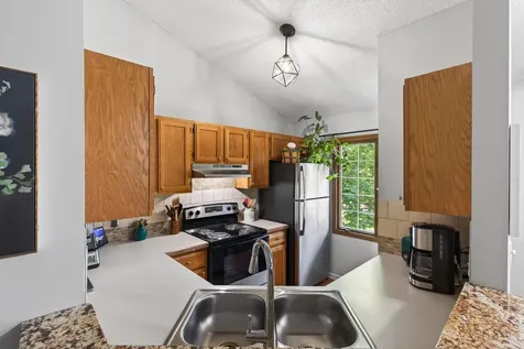 1063 Duckwood Drive Eagan MN 55123