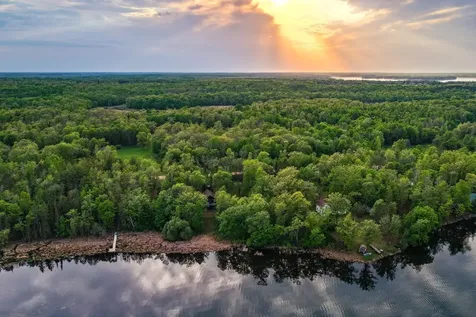 19684 Lake Julia Drive NW Bemidji MN 56601