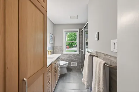 6037 York Avenue S Edina MN 55410