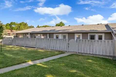 1402 Mcnally Drive Winona MN 55987